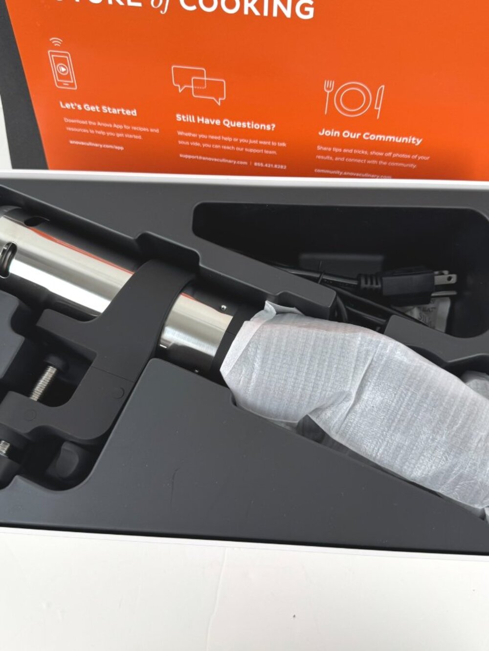 Anova Culinary Sous Vide Precision Cooker WiFi + Bluetooth 900W MC-104 - Picture 4 of 10